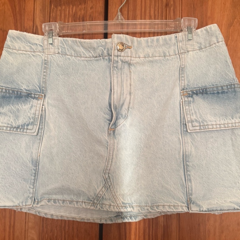 Zara Light Wash Jean Skirt